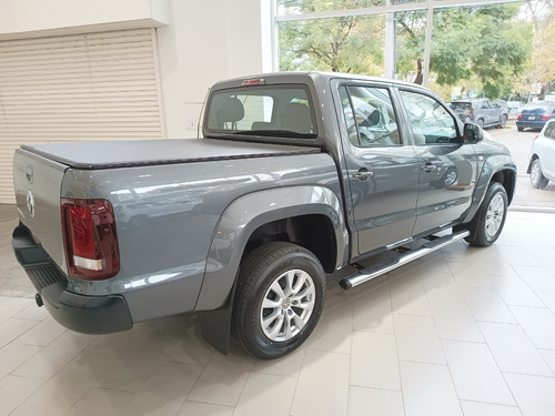 Imagen 4 de 15 de Volkswagen Amarok Comfortline 4x2 Automatica 0km 2022 Mz