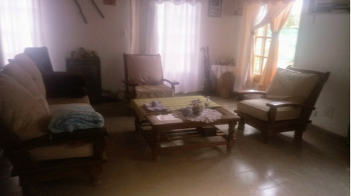 Imagen 9 de 21 de Complejo Casa Dos Plantas ,tres Dúplex Y Un Monoambiente.
