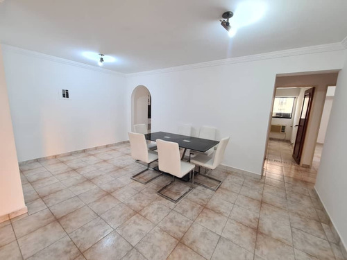 Imagen 24 de 25 de Fernando Guerrero Vende Apartamento En Urb El Bosque Res Vista Real