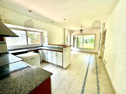 Casa En Venta En Los Fresnos, Pilar, G.b.a. Zona Norte