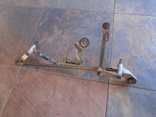 Vendo Varillaje Wiper De Renault Megame 2, # 8200 215 898-0