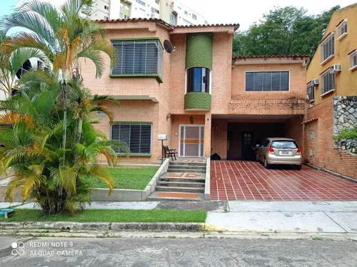 Quinta En Altos De Prebo.