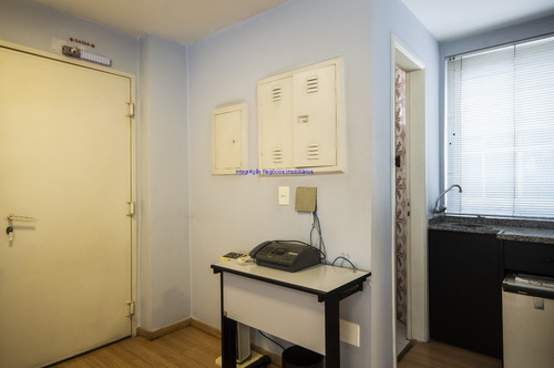 Imagem 8 de 10 de Conjunto Comercial 74m², 02 Banheiros E 01 Vaga Na Garagem. Condomínio Com Portaria E Segurança 24hrs. Excelente Localização - 21101103 - 70183838
