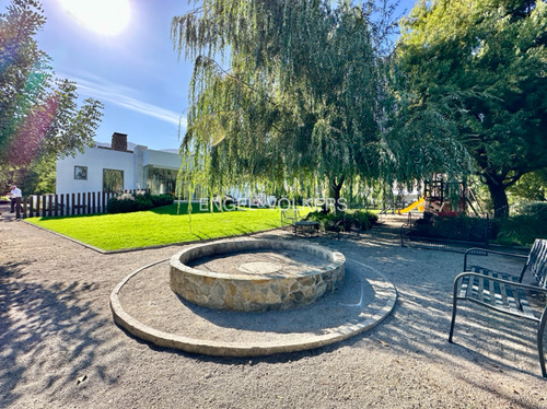 Espectacular Casa En Venta, Las Brisas