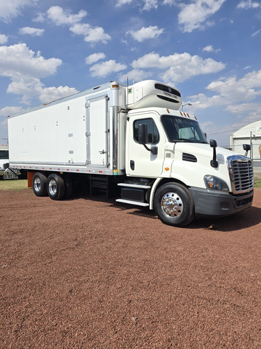 Freightliner Torton Cascadia 2016 Rabon Refrigerado