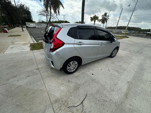 Honda Fit 2015 Ojo No Vendo A Intermediario