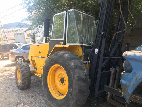Tractoelevador 4x4