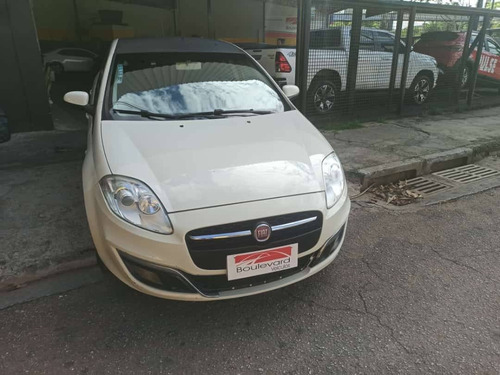 Imagem 3 de 9 de Fiat Bravo 1.8 Essence 16v Flex 4p Automatizado