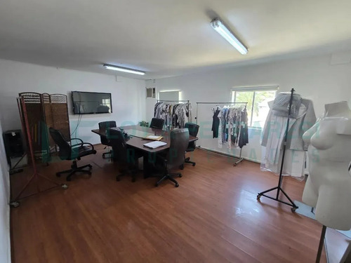 Arriendo Industrial La Pincoya - El Barrero