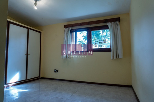 Agradable Entorno- Ref: 211
