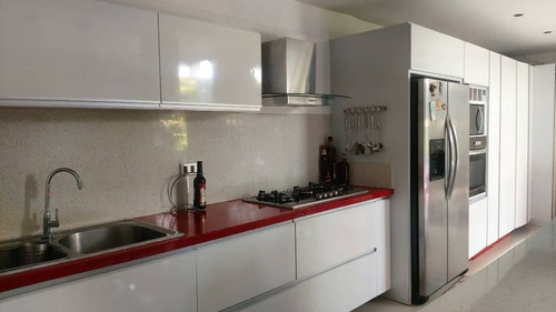 Imagen 9 de 25 de Vendo Espectacular Townhouse Totalmente Amoblado Bonaventure Home Mañongo Naguanagua Totalmente Amoblado Y Equipado