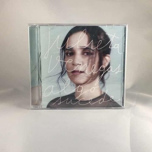 Julieta Venegas - Algo Sucede