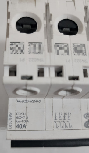 Interruptor Tetrapolar 4p 40a 15ka Ref A9f87440 Schneider