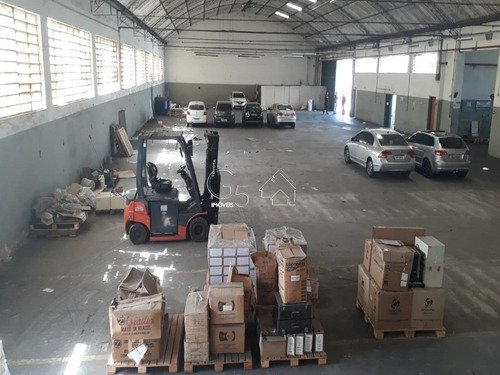 Imagem 2 de 7 de Barracao - Ba00002 - 69905799