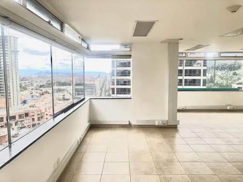 Oficina En Arriendo En Centro Internacional. Cod A1050032