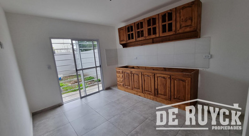Duplex En Venta En Quilmes Oeste