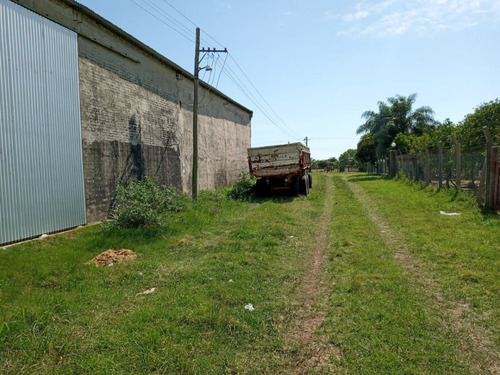Imagen 9 de 9 de Vendo Importante Nave Industrial En Esquina Corrientes°°°