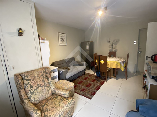 Departamento En Venta De 1 Dorm. En Santiago