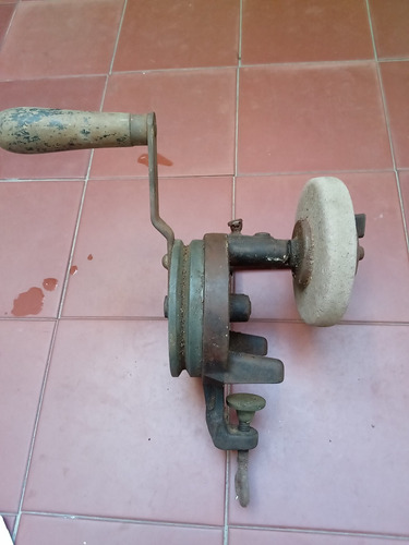 Antiguo Afilador De Banco Con Piedra