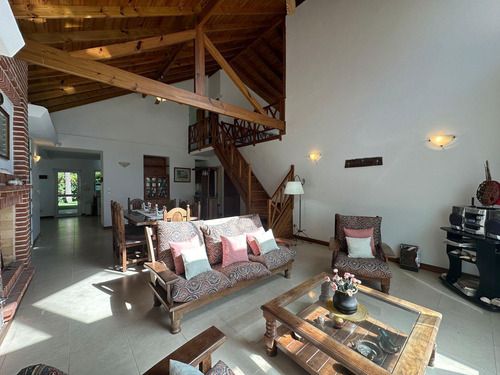 Casa En Venta - 3 Dormitorios 4 Baños - 801mts2 - Pinamar