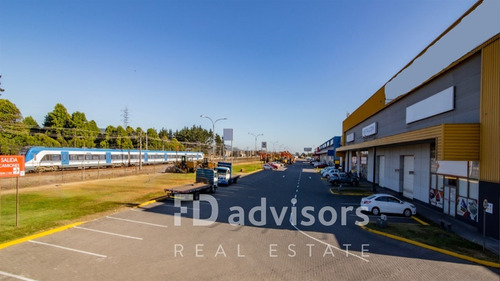 Arriendo De Bodegas En Centro Logístico 481 M2 - Concepción