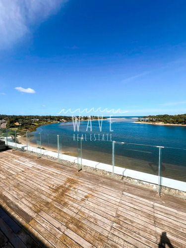 Penthouse En Alquiler En Exclusiva Torre Delamar.