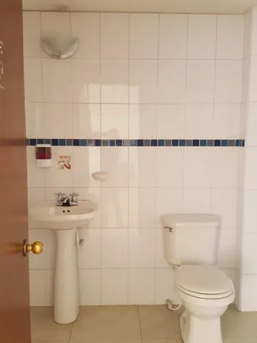 Oficina En Arriendo/venta En Chapinero Central. Cod A1002192