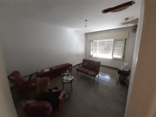 Imagen 5 de 10 de Casa En Venta 3 Ambientes En Bella Vista