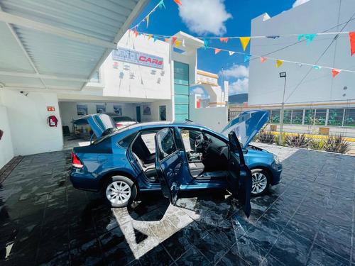Imagen 11 de 12 de Volkswagen Vento 2018 1.6 Confortline Mt