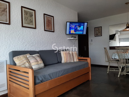 Imagen 2 de 8 de Venta Apartamento 1 Dormitorio, Playa Brava, Punta Del Este