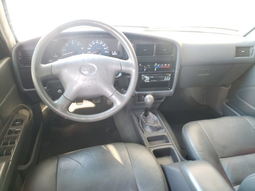 Imagem 5 de 9 de Hilux 3.0 Srv 4x2 Cd 16v Turbo Intercooler Diesel 4p Manual