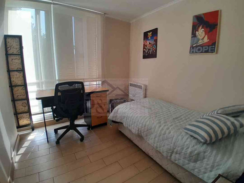 Excelente Casa Estilo Townhouse De 3 Niveles, En Providencia