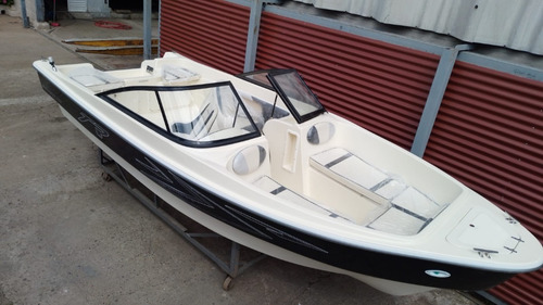 Imagen 15 de 18 de Lancha 0 Hs. Trakker 520 Open Motor Mercury 50 Hp 4 Tiempos