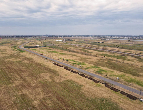 Terreno En Venta Vida Club De Campo Lote 448/449 Con Fondo Al Reservorio Y Fondo Norte, Funes