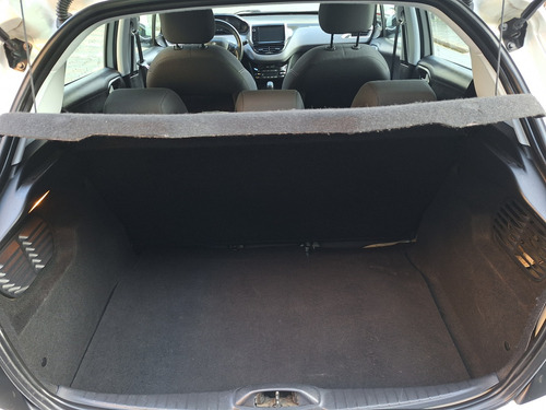 Peugeot 208 1.2 ACTIVE PACK 12V FLEX 4P MANUAL