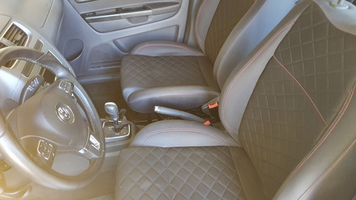 Volkswagen Suran 1.6 Imotion Highline 2014