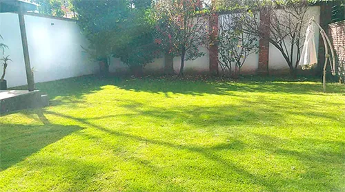 Casa Lomas De Vistahermosa Estilo Castizo. 4 Rec. 2 Salones. Jardín. Vigilancia