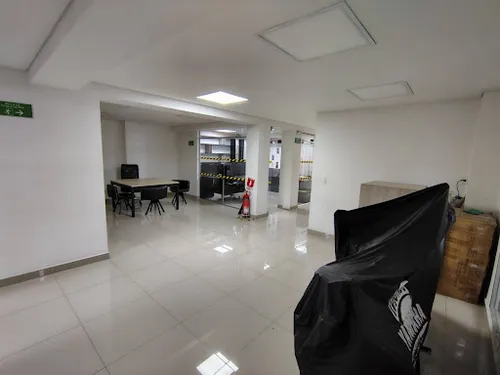 Casas En Arriendo Laureles 743-7490