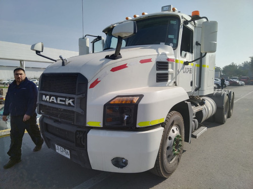 Tracto Camion Mack Anthem 2020, 440.000 Kilometros, Oportuni