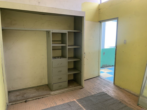 Casa Con Uso Desuelo En Venta En Jardin Balbuena, Cdmx