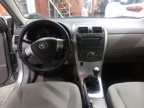 Imagen 12 de 15 de Toyota Corolla 1.8 Xei 2014