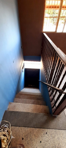 Imagen 2 de 11 de Casa Comercial En Alquiler, Ideal Para Consultorios, Taller De Costura, Oficinas.