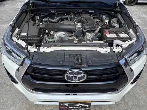Toyota Hilux 4.0l Tp 4000cc 4x4 7ab Tc R17