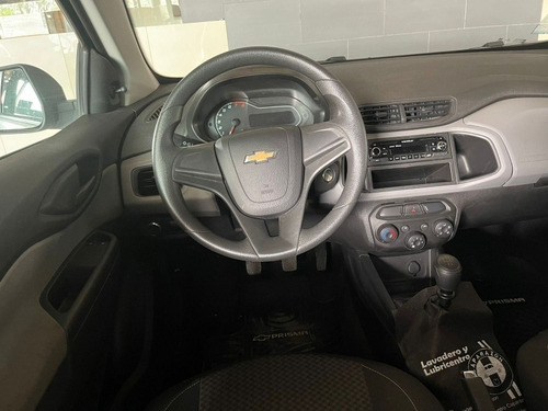 Imagen 14 de 17 de Chevrolet Prisma 2019 1.4 Joy Ls