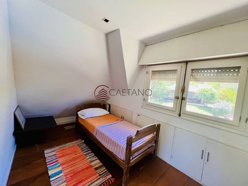Imagen 19 de 24 de Casa En Venta Para Vivir Todo El Año En Punta Del Este Cinco Dormitorios - Punta Del Este Beverly Hills