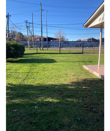 Excelente Esquina En Venta !