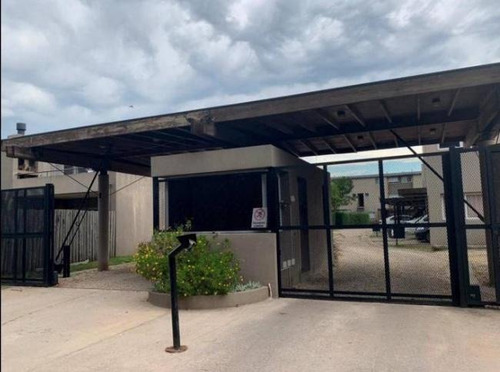 Imagen 2 de 20 de Venta De Departamento 2 Ambientes Con Jardín, Barrio La Madrugada 2, Pilar.