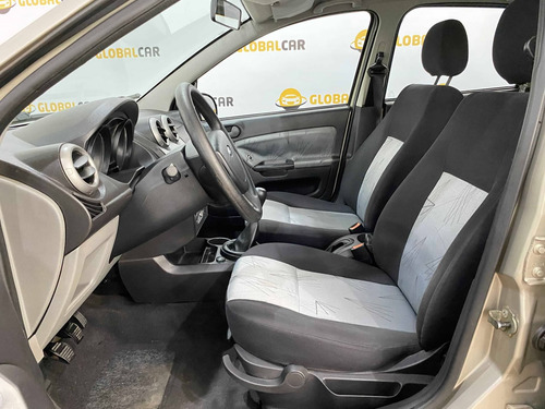 Imagem 7 de 8 de Ford Fiesta 1.6 Mpi Hatch 8v Flex 4p Manual