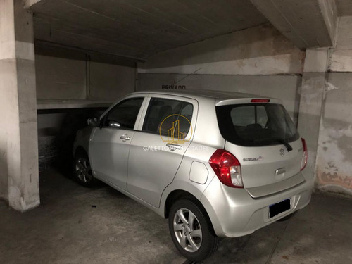 Amplia Cochera De Fácil Acceso A Pasos De Imm