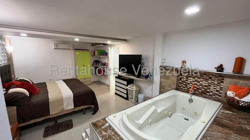 Casa En Venta En Campo Claro 3 Niveles Caracas Angela Tochon